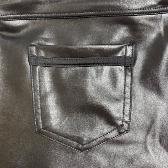 YELETE Womens‎ Black Faux Leather Moto Jogger Pants Size S/M - Picture 5 of 10